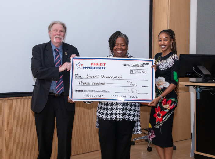 Darlene DeMoss Business Pitch Award
